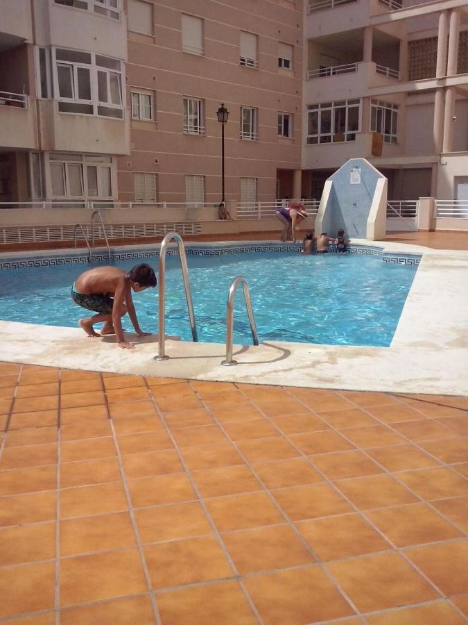 Apartamento Con Piscina Y Terraza A 50 Metros De La Playa 滨海罗克塔斯 外观 照片