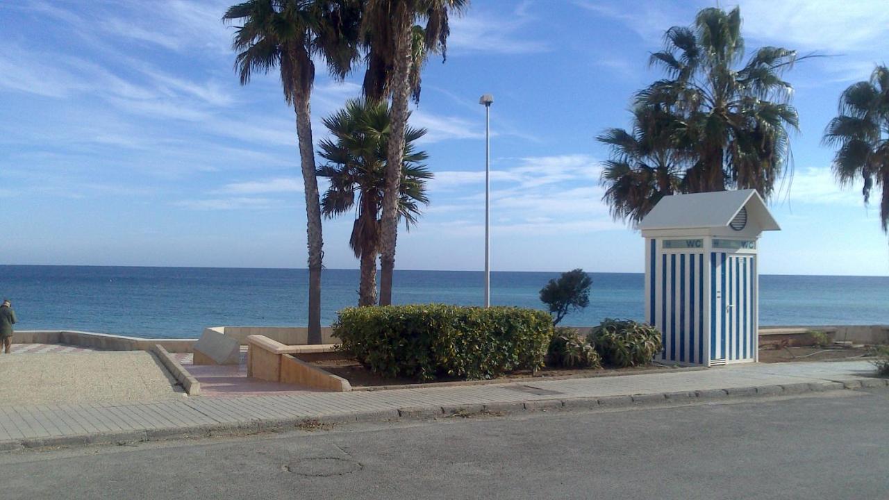 Apartamento Con Piscina Y Terraza A 50 Metros De La Playa 滨海罗克塔斯 外观 照片