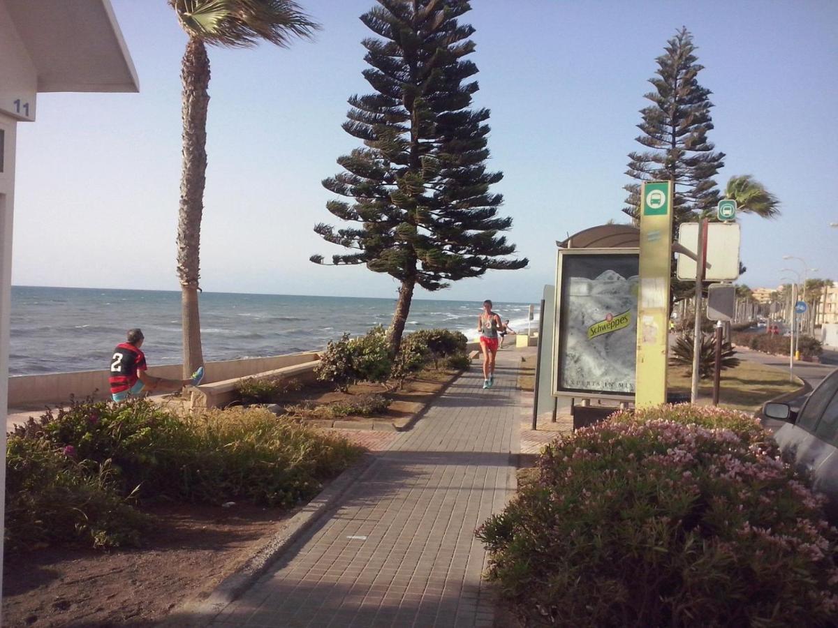Apartamento Con Piscina Y Terraza A 50 Metros De La Playa 滨海罗克塔斯 外观 照片