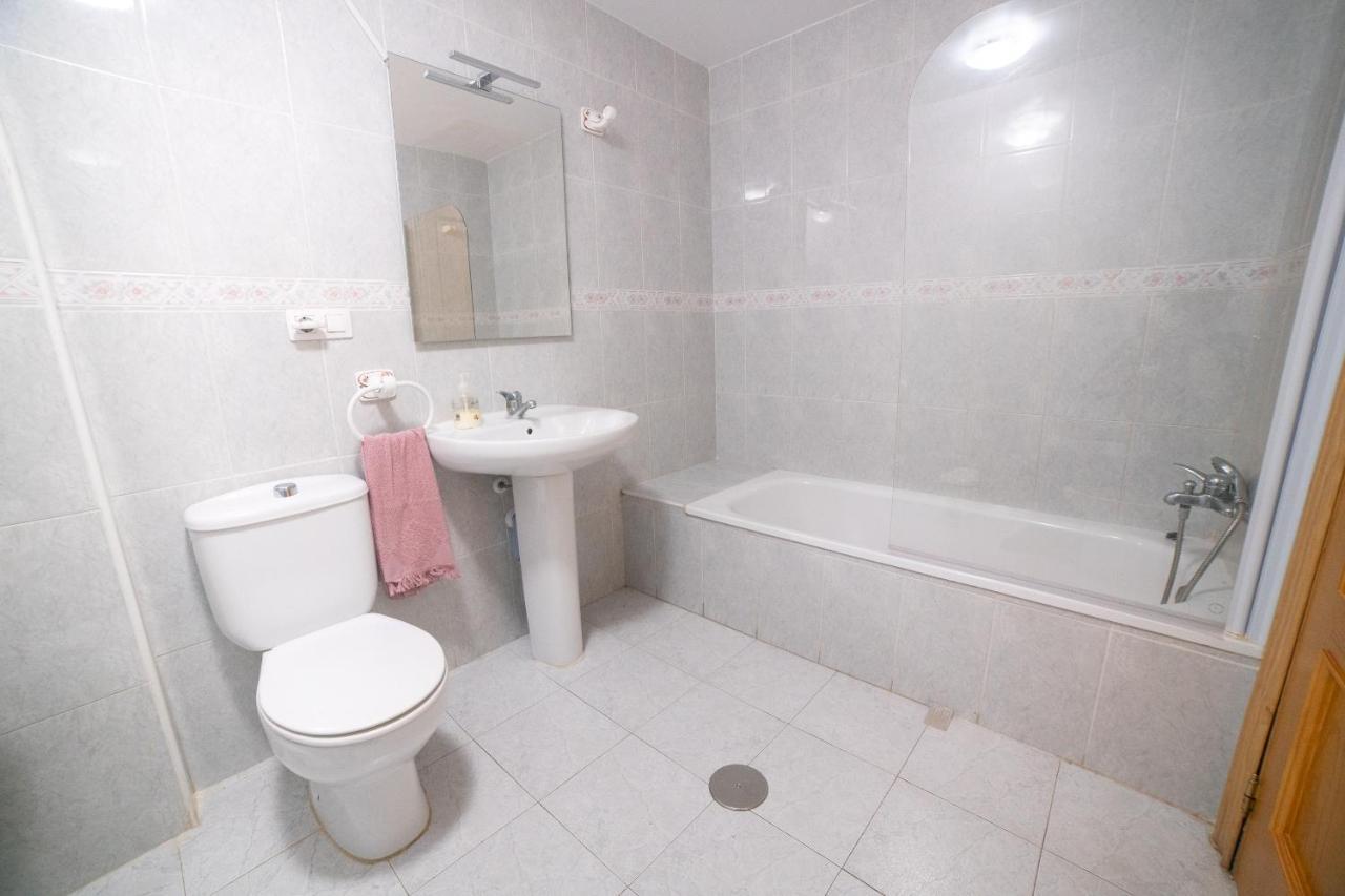 Apartamento Con Piscina Y Terraza A 50 Metros De La Playa 滨海罗克塔斯 外观 照片